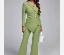 Load image into Gallery viewer, Ruffled pants set
